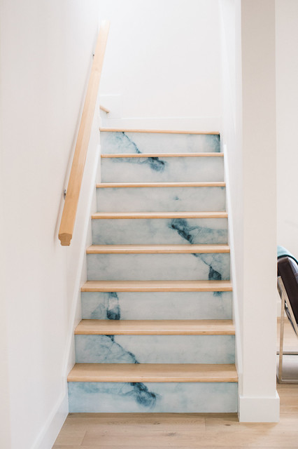 Travis Heights Marvel modern-staircase