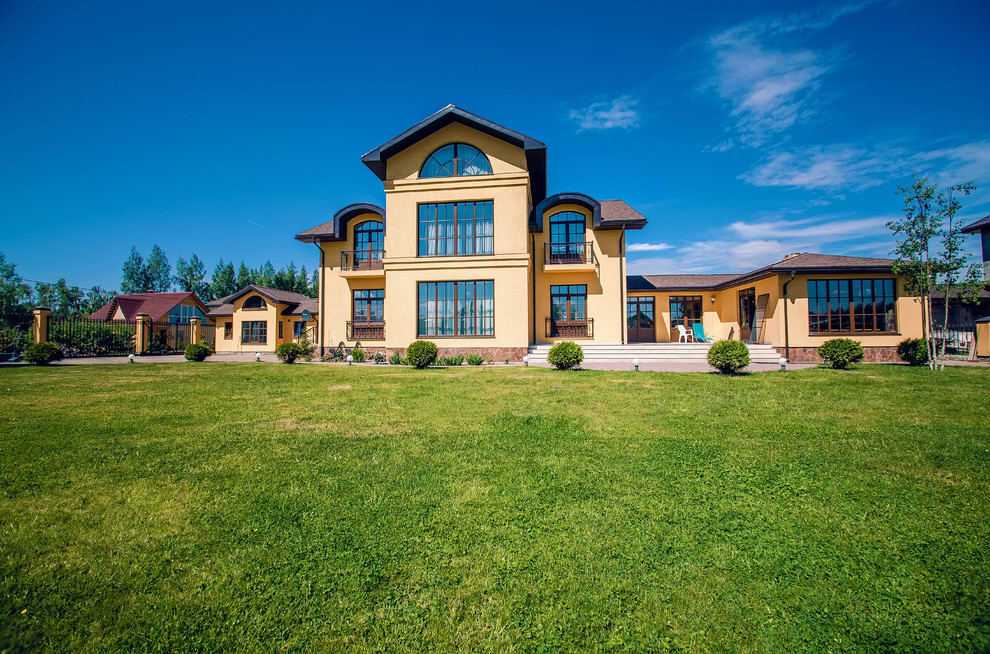 Остеклить коттедж