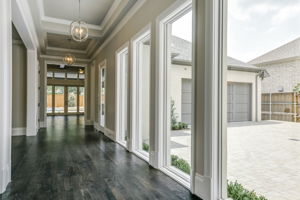 Home design - transitional home design idea in Dallas