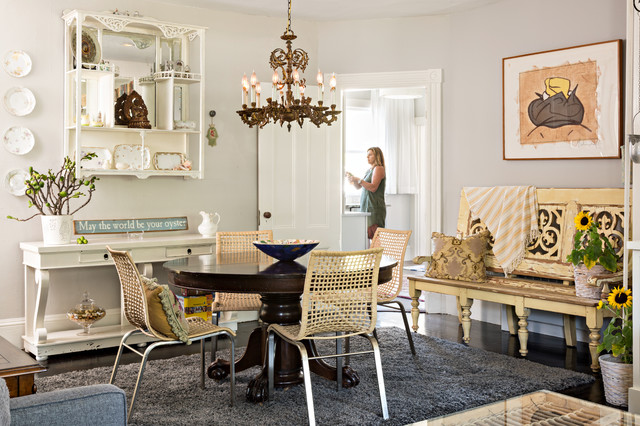 Cape Cod Farmhouse fusion-dining-room