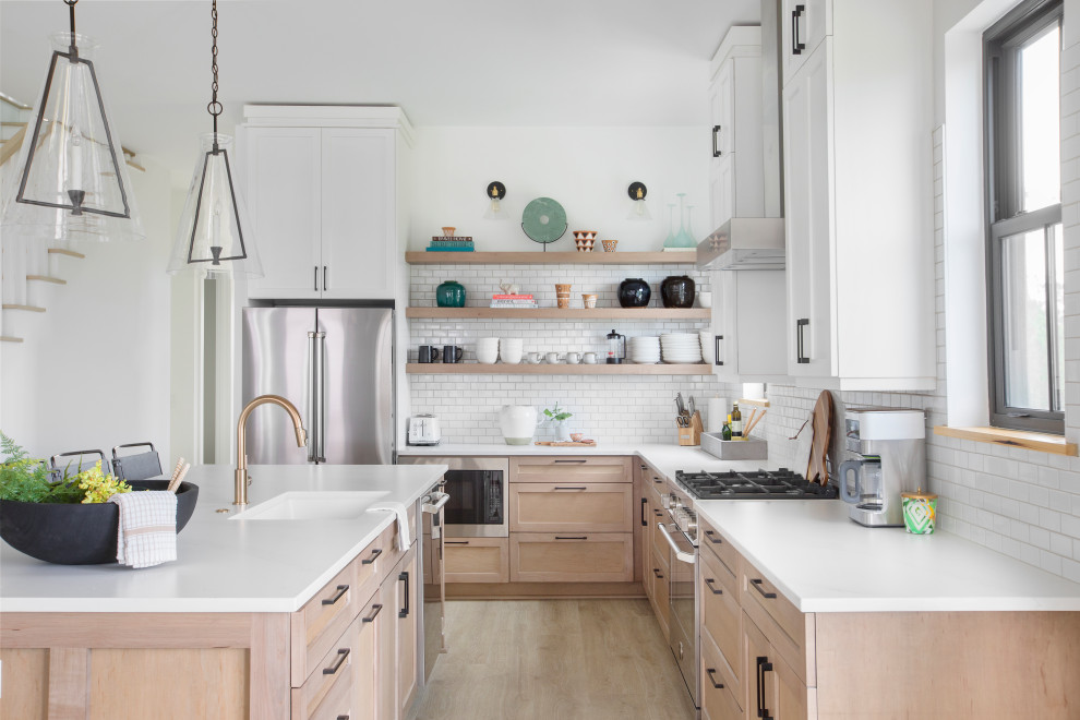 Example of a beach style kitchen design in Charleston