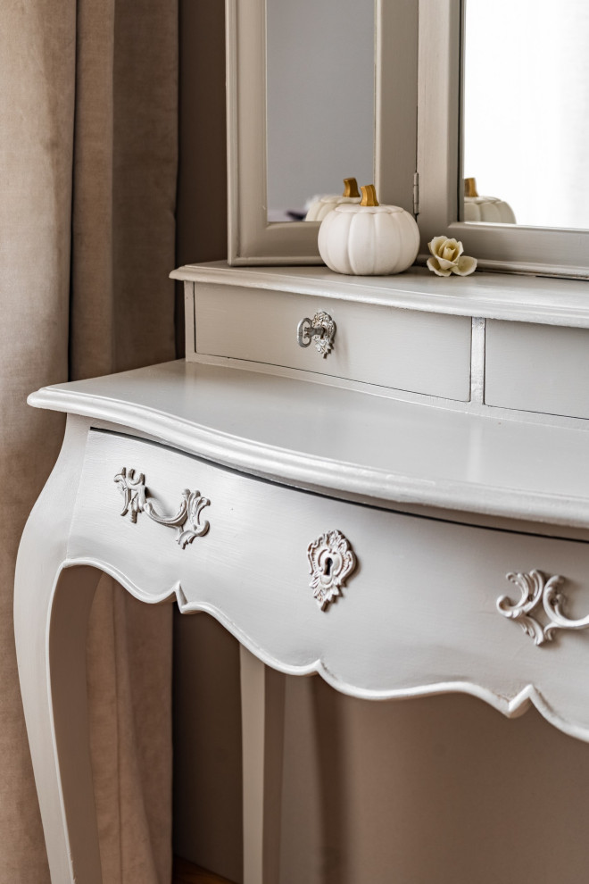 Боровая. Квартира режиссера.