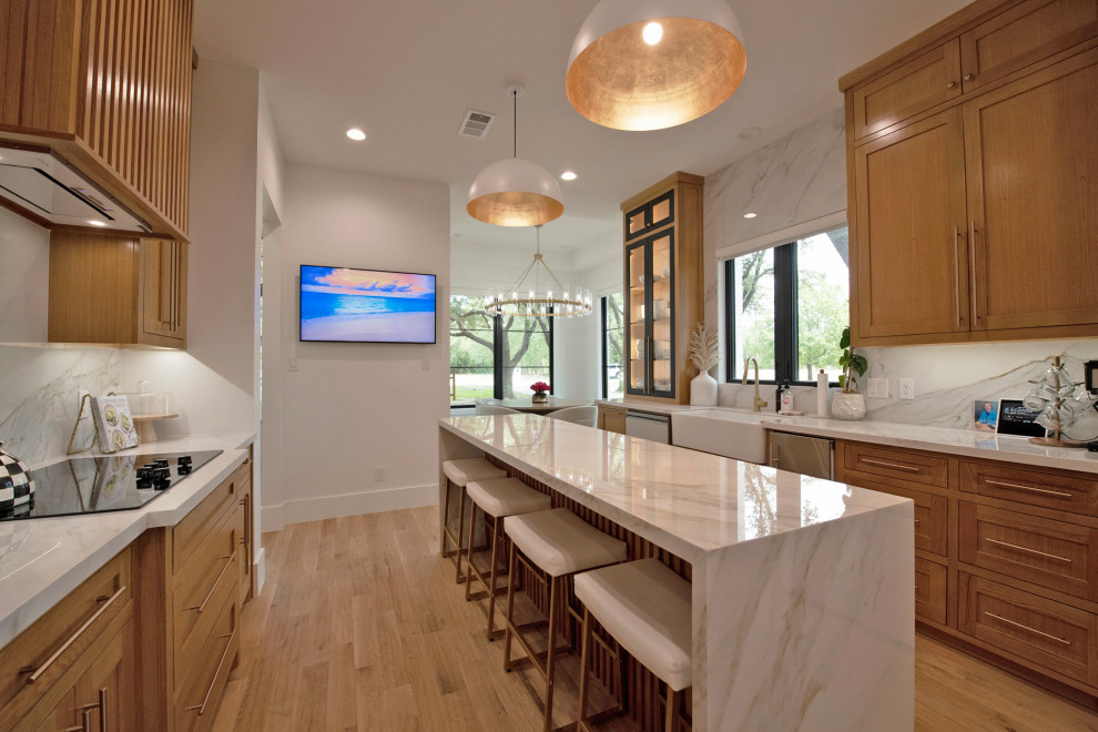 Kitchen - kitchen idea in Dallas
