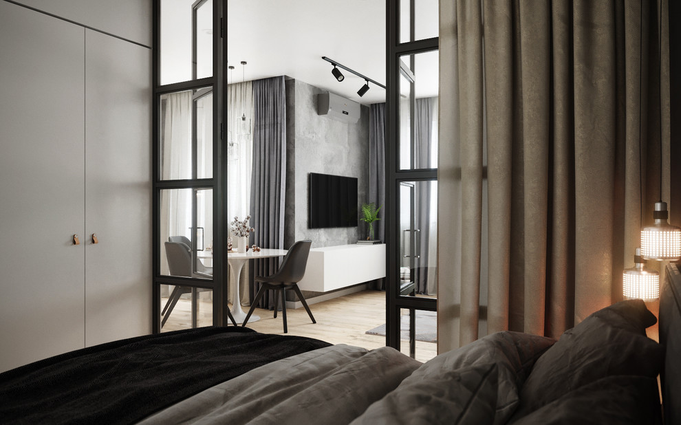 Из спальни можно видеть основную зону, на случай, если нужно закрыться, предусмо