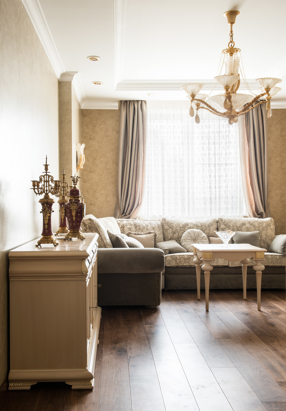 Квартира 120 м2 в ЖК "Соловьиная роща" в районе Куркино, Москва