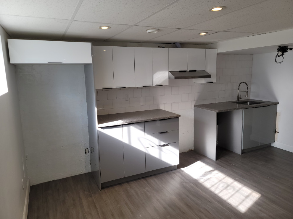 HIGH GLOSS KITCHEN 1