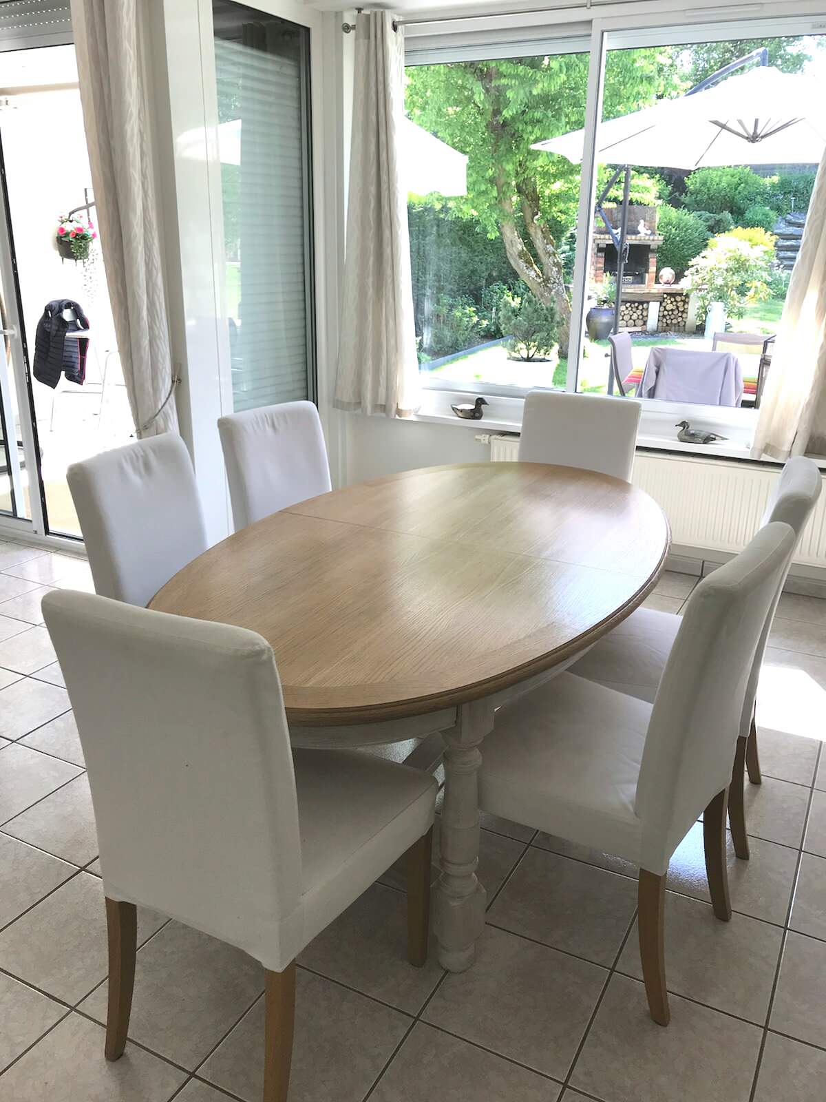 Table et chaise en place