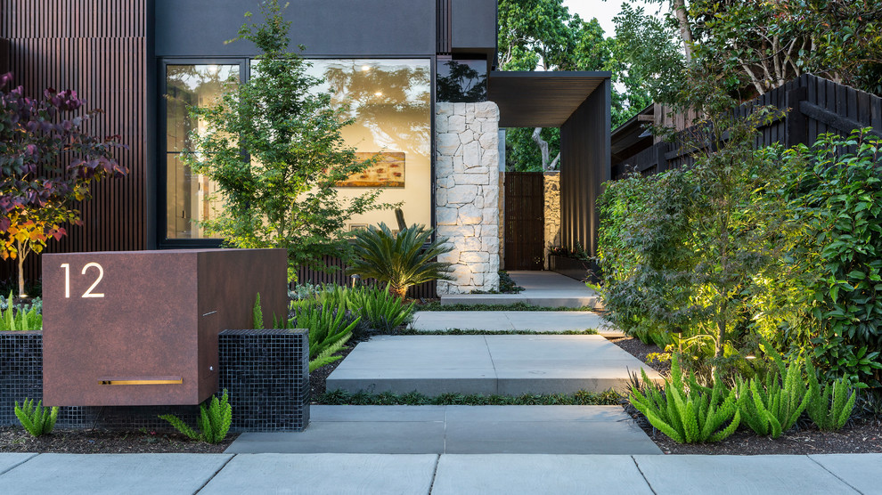 2018 Gold Award Residential Landscape Design >150m2 Contemporary