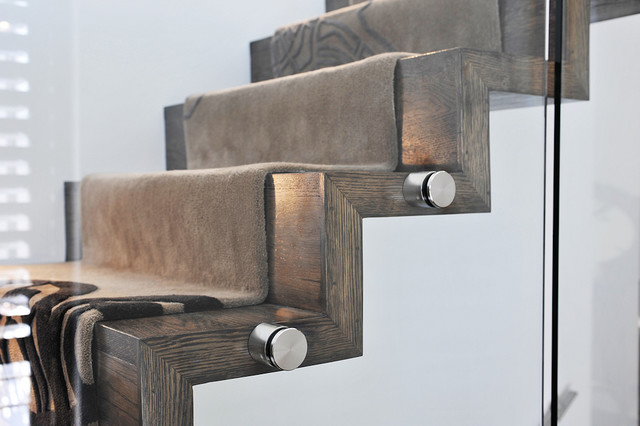 Ardoch St moderno-escalera