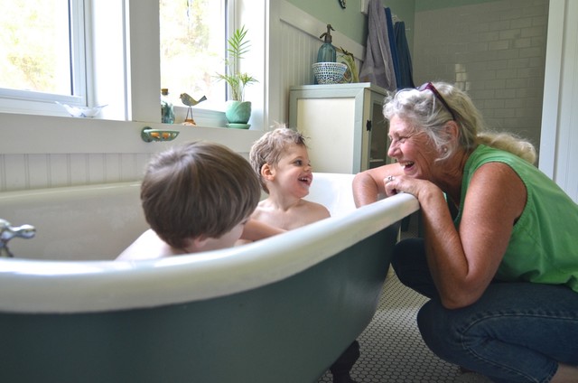 Comment Amenager Sa Salle De Bains Pour L Arrivee De Bebe