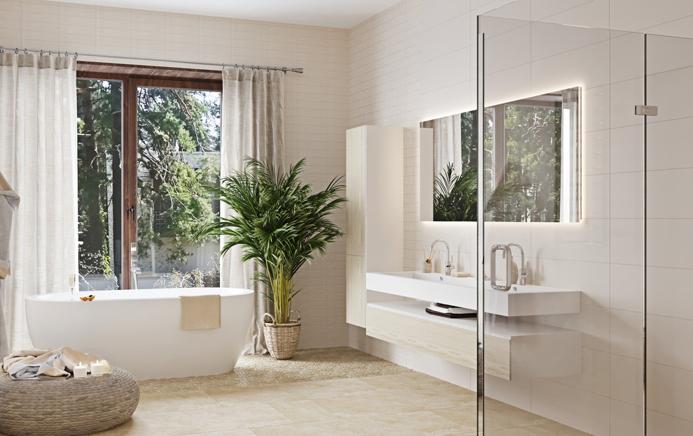 Большой дом в лесу