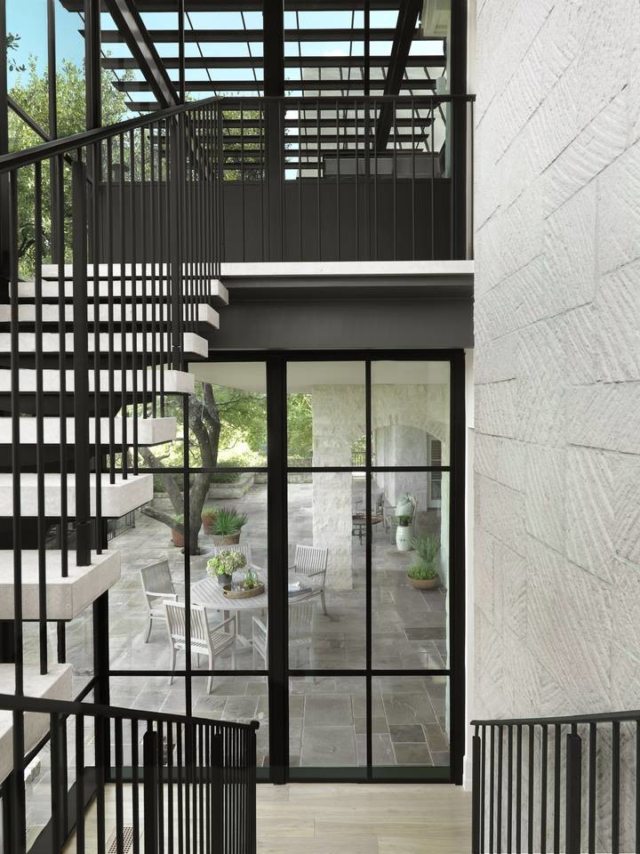 Staircase - transitional staircase idea in Austin