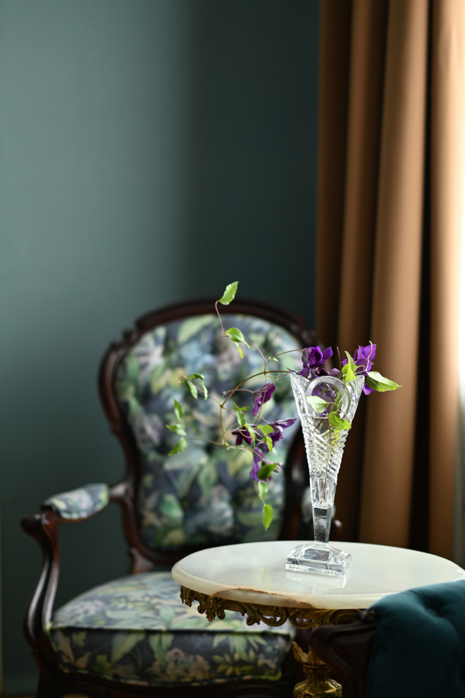 Дом на набережной