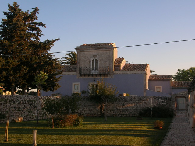 Villa Cannizzo mediterranean-garden