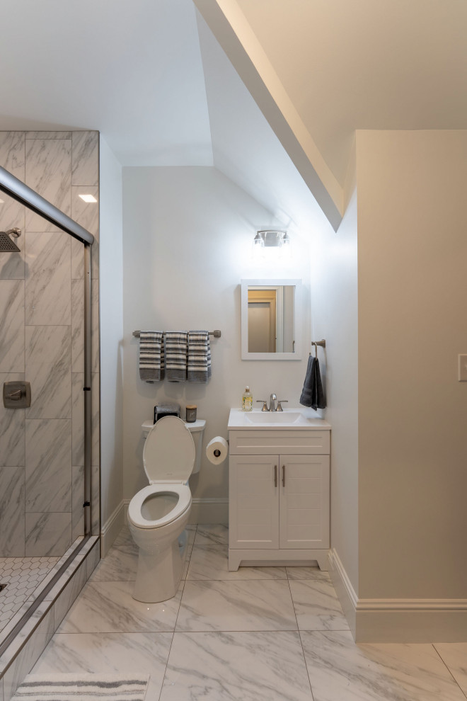 Fairvue Guest Bathroom