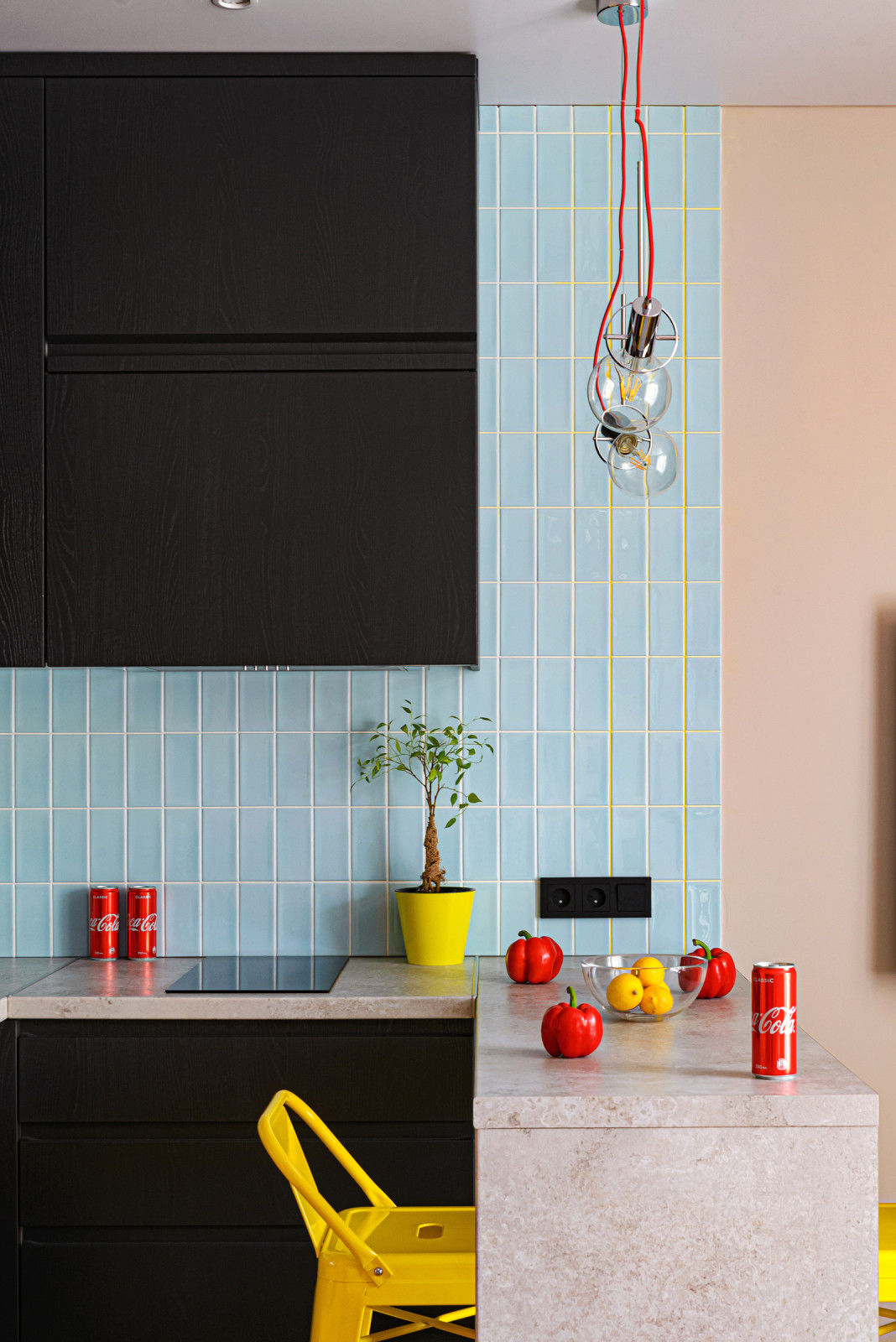 Яркая квартира-студия