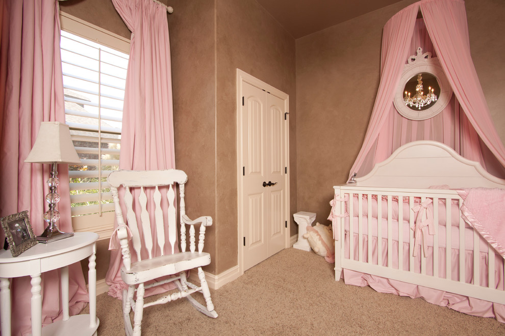 Example of a mid-sized classic guest carpeted and beige floor bedroom design with beige walls