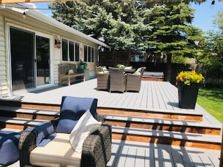 Deck - modern deck idea in Calgary