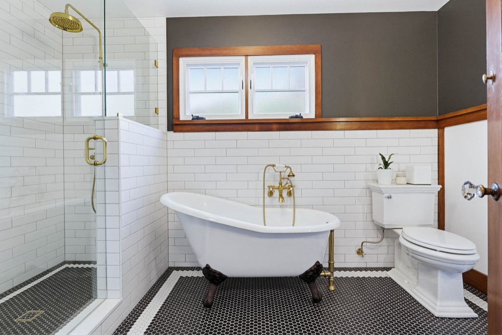 Golden Heights_Kitchen & Baths