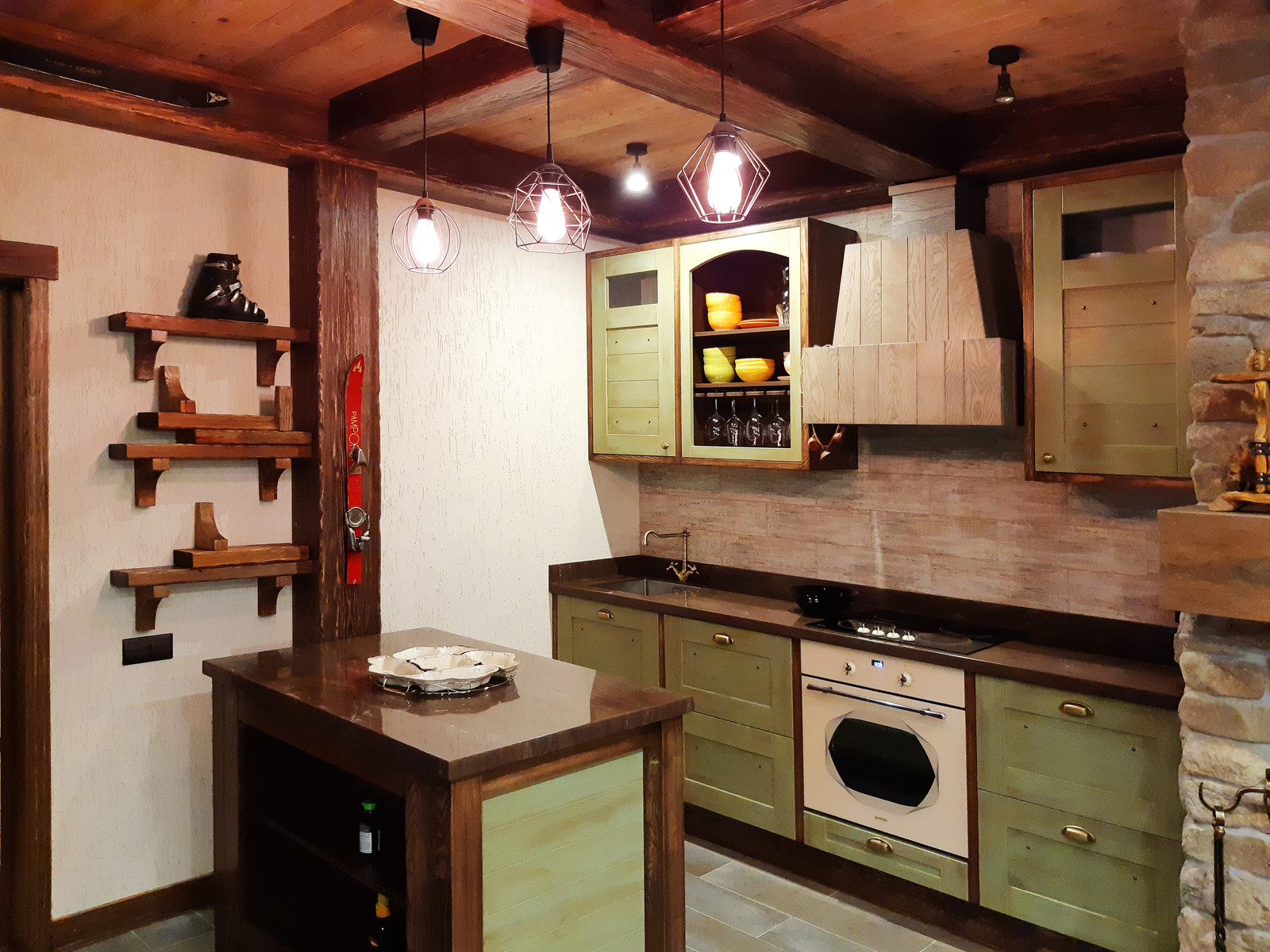 Кухня-гостиная в шале