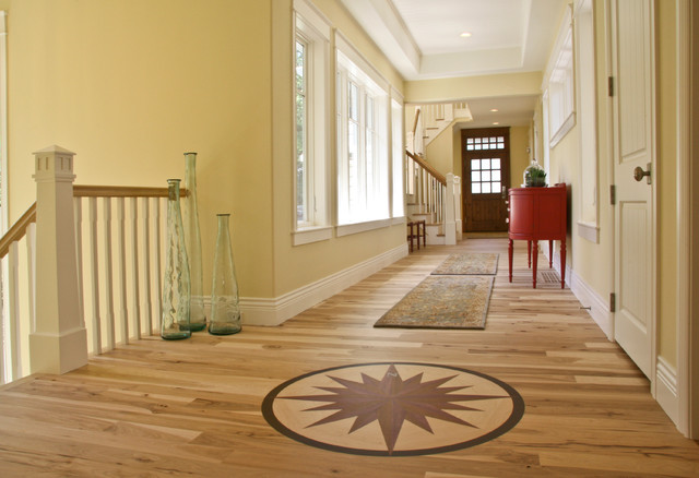 Demeter american-traditional-corridor