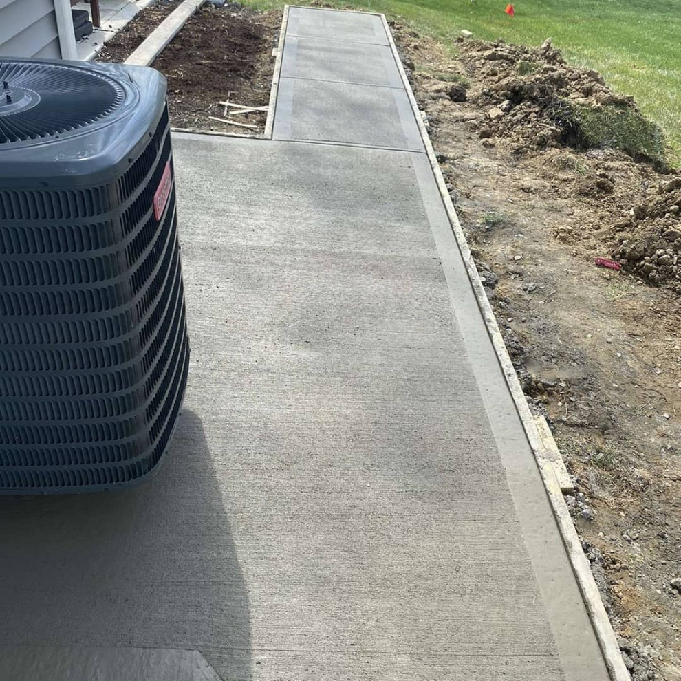 Brushed Concrete Walkway