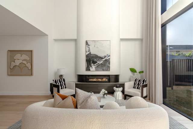 Maroubra House contemporary-living-room