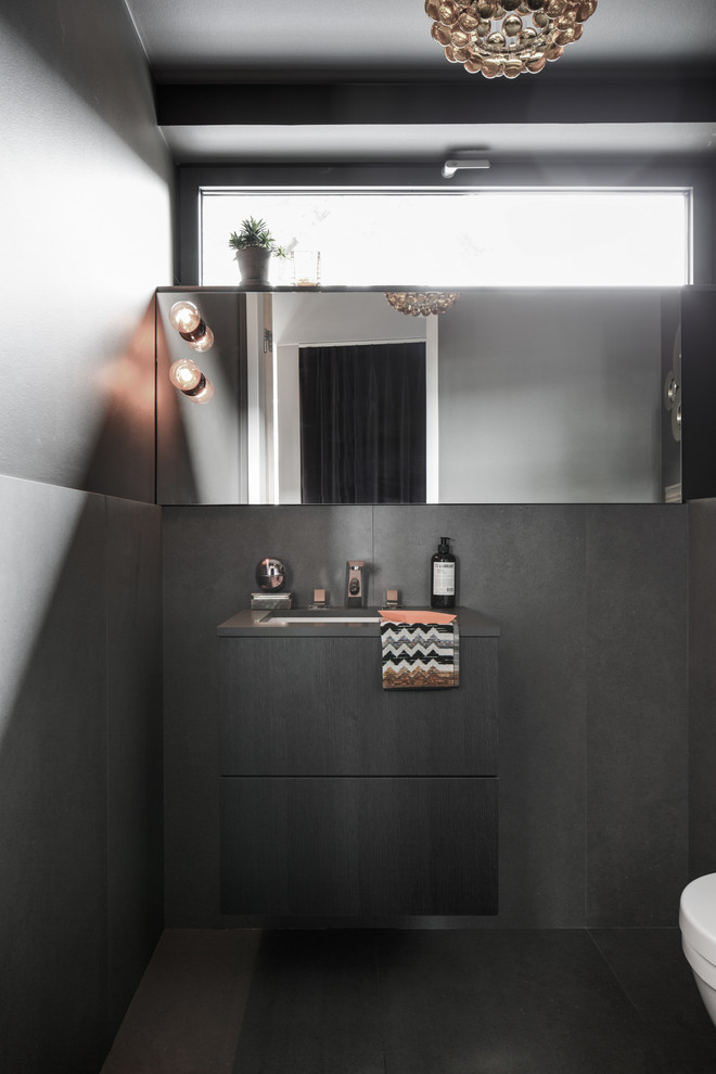 Photo of a modern bathroom in Malmo.