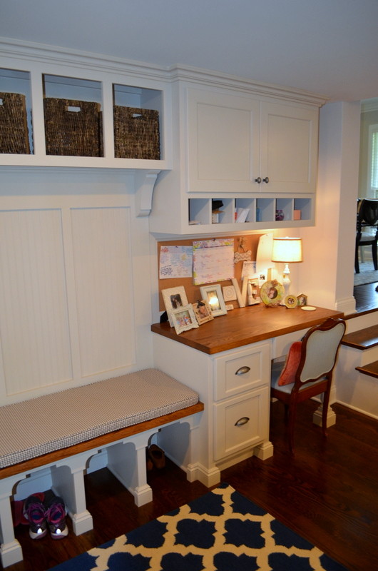 Inspiration for a transitional home office in Nashville.