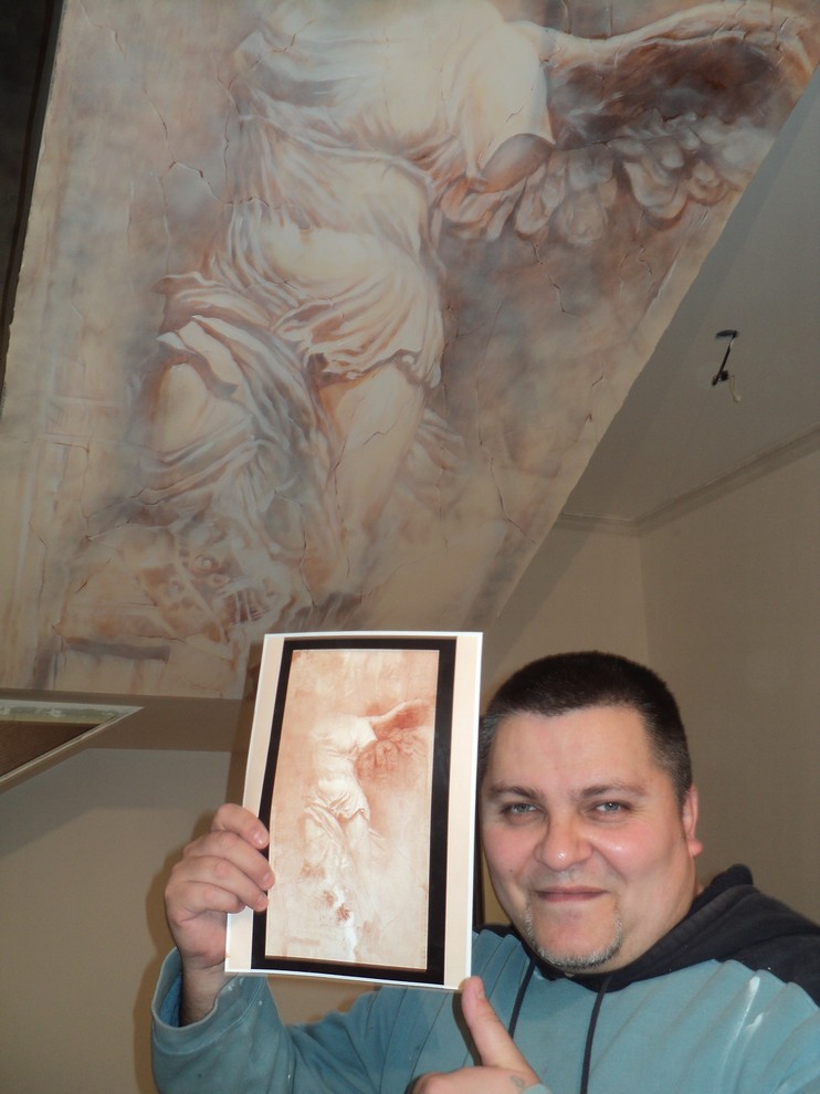 Декорирование стен Лестничного пространства