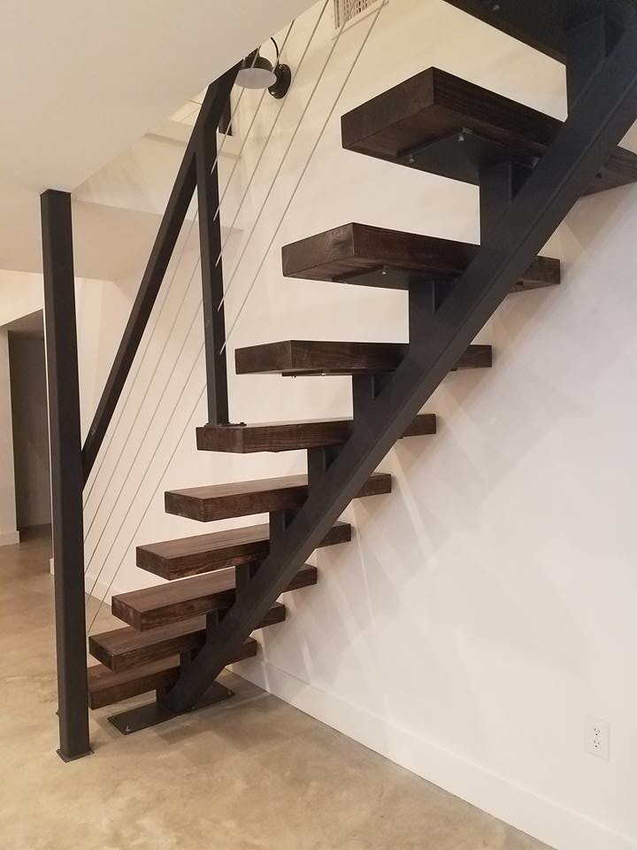 Photo of a modern staircase in Austin.