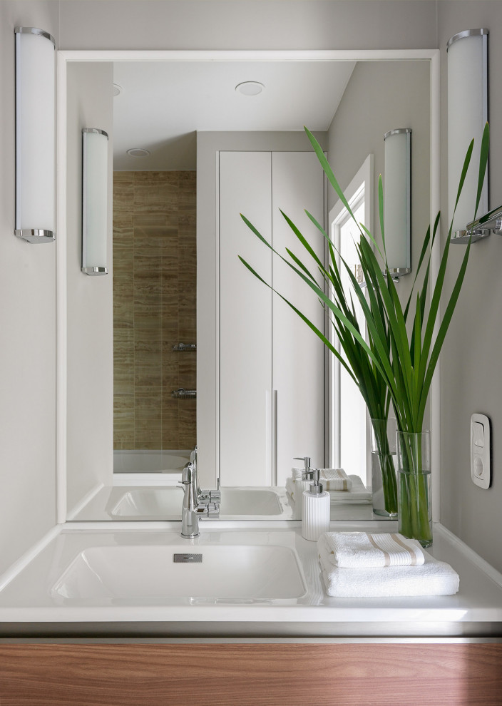 Arartment in Saint-Petersburg by TaupeHome