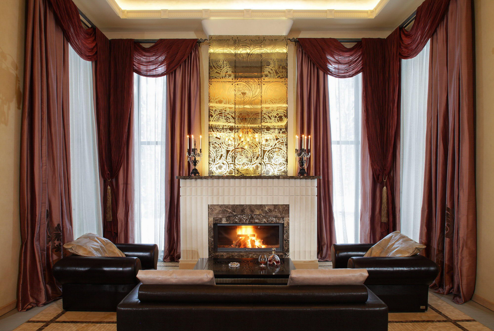 Дом в стиле неоклассика в коттеджном поселке Горки-6