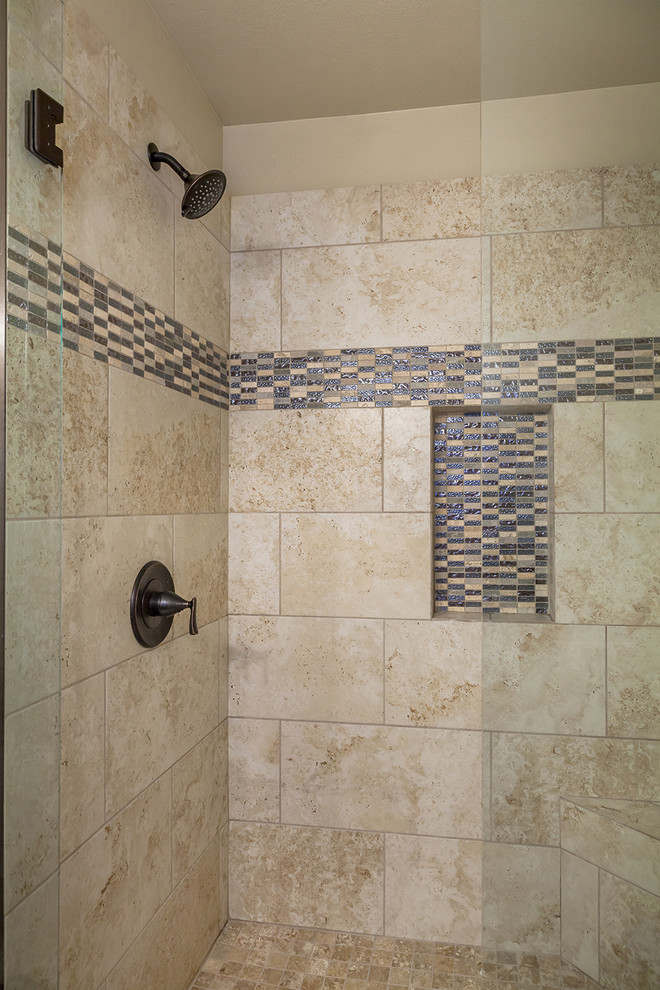 Example of a mid-sized transitional bathroom design in Phoenix