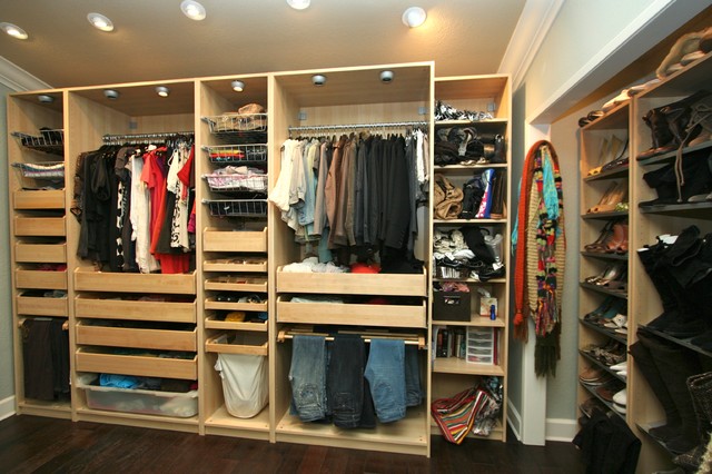 Robeson Design Teen Girls Dream Closet with Storage Solutions Wardrobe Designs For Girls