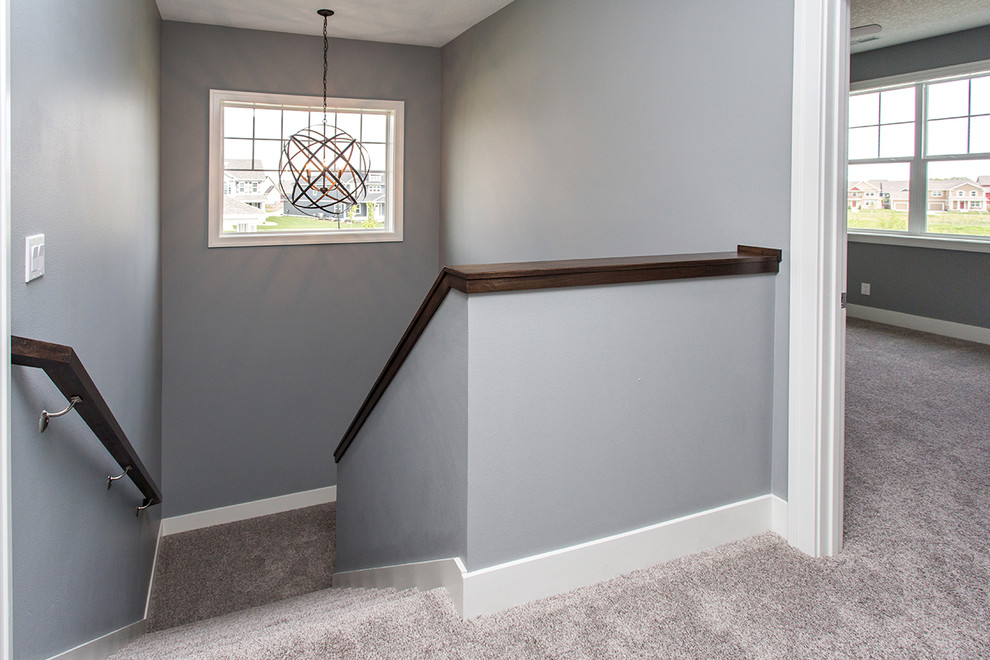 Home design - transitional home design idea