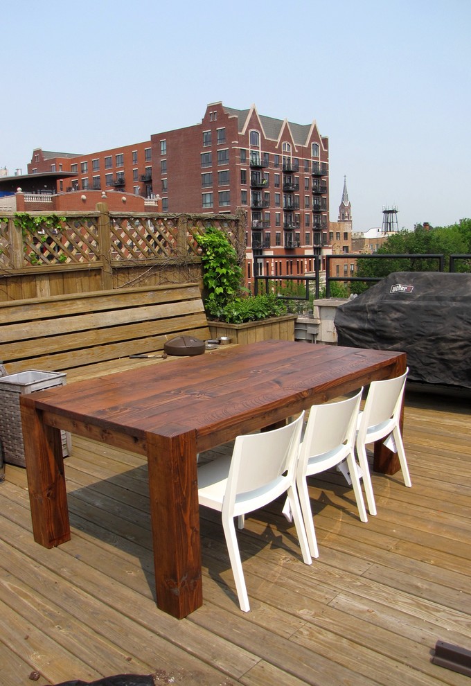 Traditional deck in Chicago.