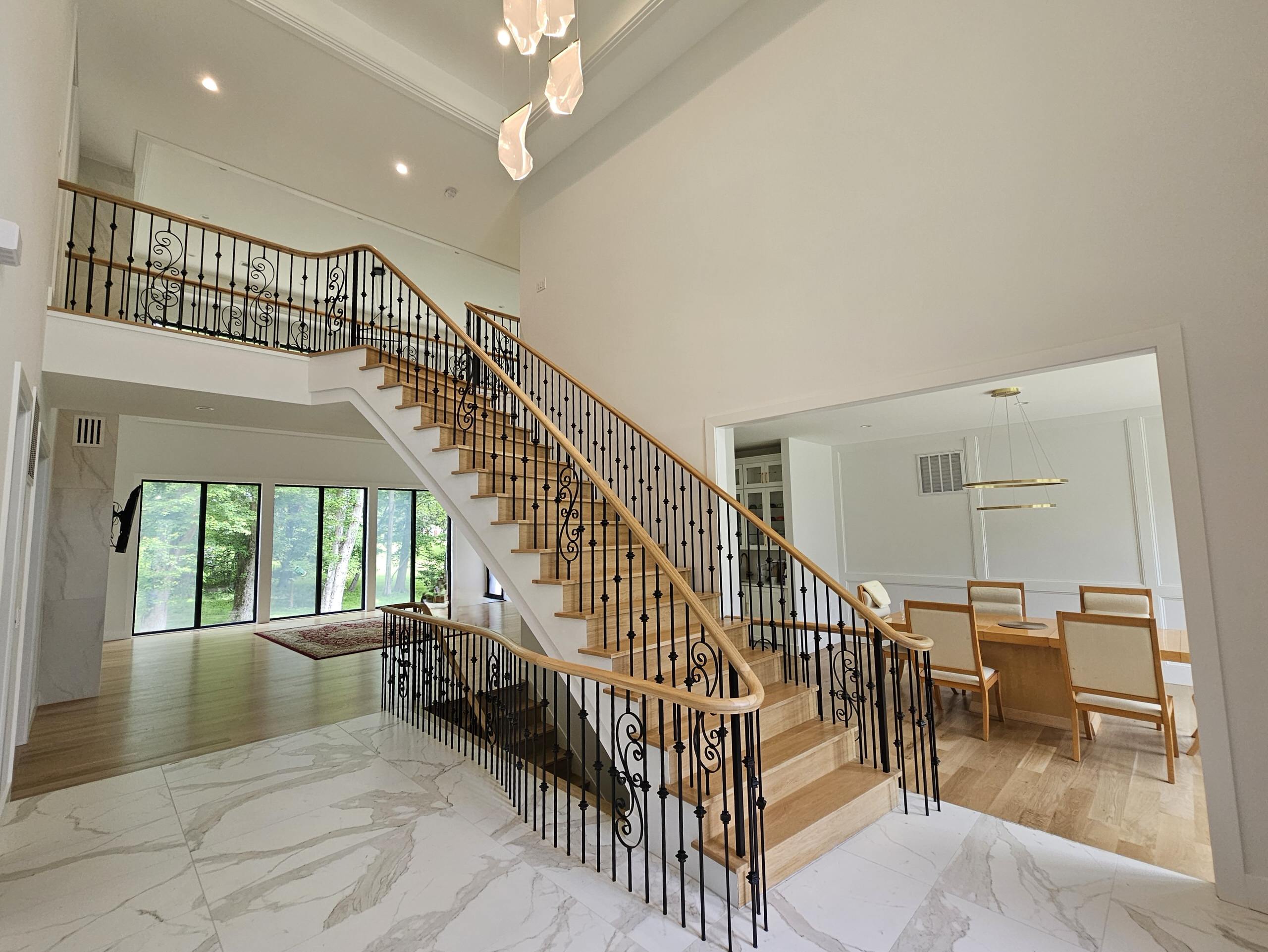 120_Luxurious White Oak Stair with Iron Balusters, Great Falls, 22066