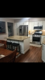 Kitchen - kitchen idea in Omaha
