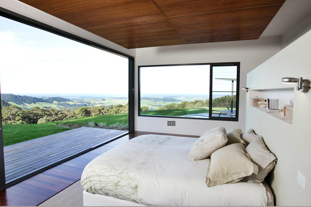 Inspiration for a contemporary bedroom in Sydney.
