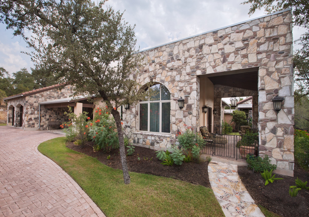 Mexican Influenced Home Near Austin, Texas