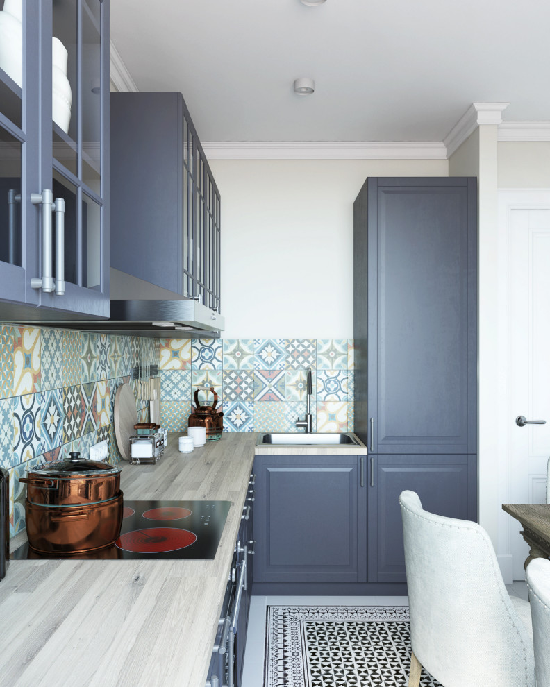 Кухня кантри с грифельными фасадами