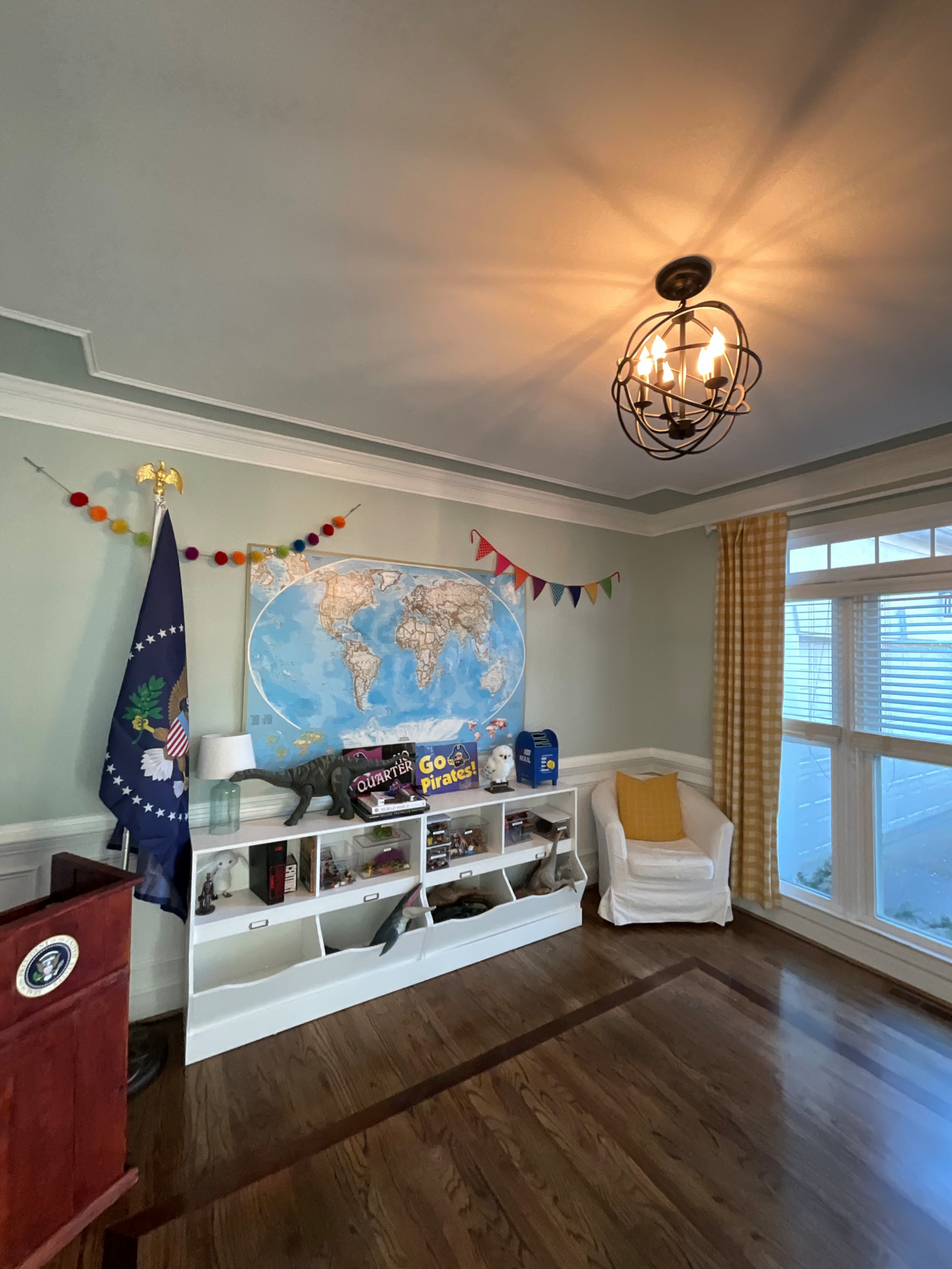 Cozy Dining Room