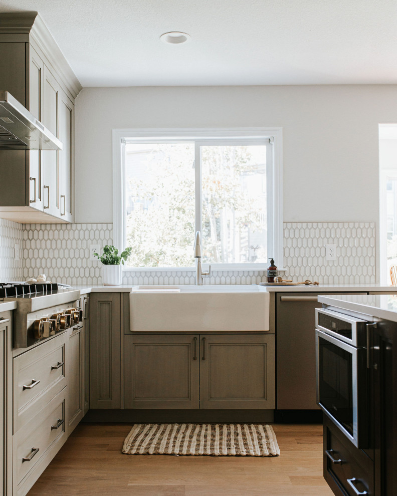 Transitional kitchen photo in Denver