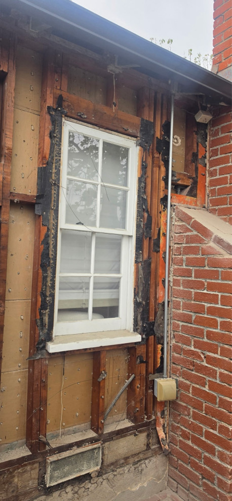 Stucco/Window Trim