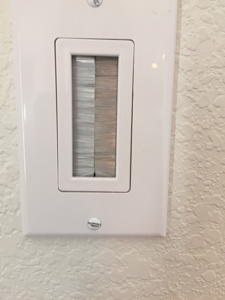 Audio/visual help.. Can anyone tell me what these are for?