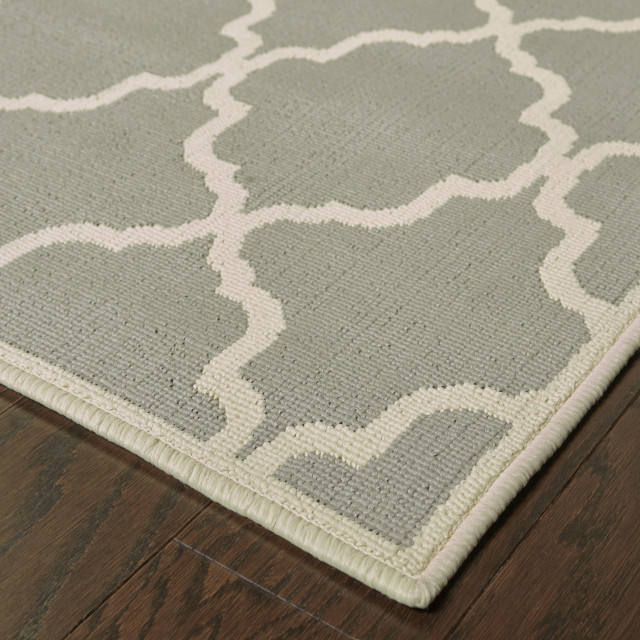Rhodes Indoor and Outdoor Lattice Gray and Ivory Rug, 5'3"x7'6"