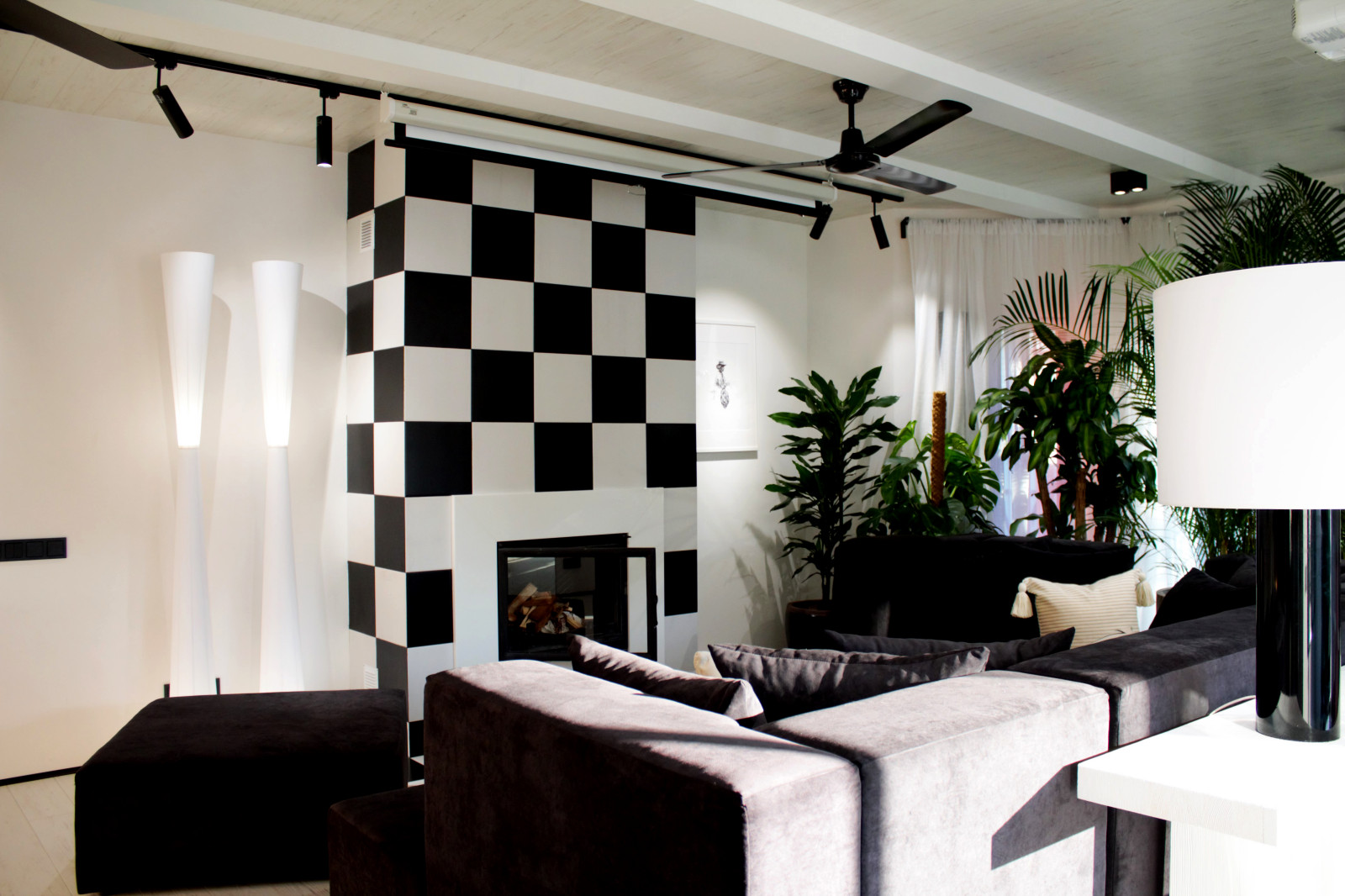 ТВ — ПРОЕКТЫ Дачный ответ от 06.10.2019   «Асимметричная гостиная  »