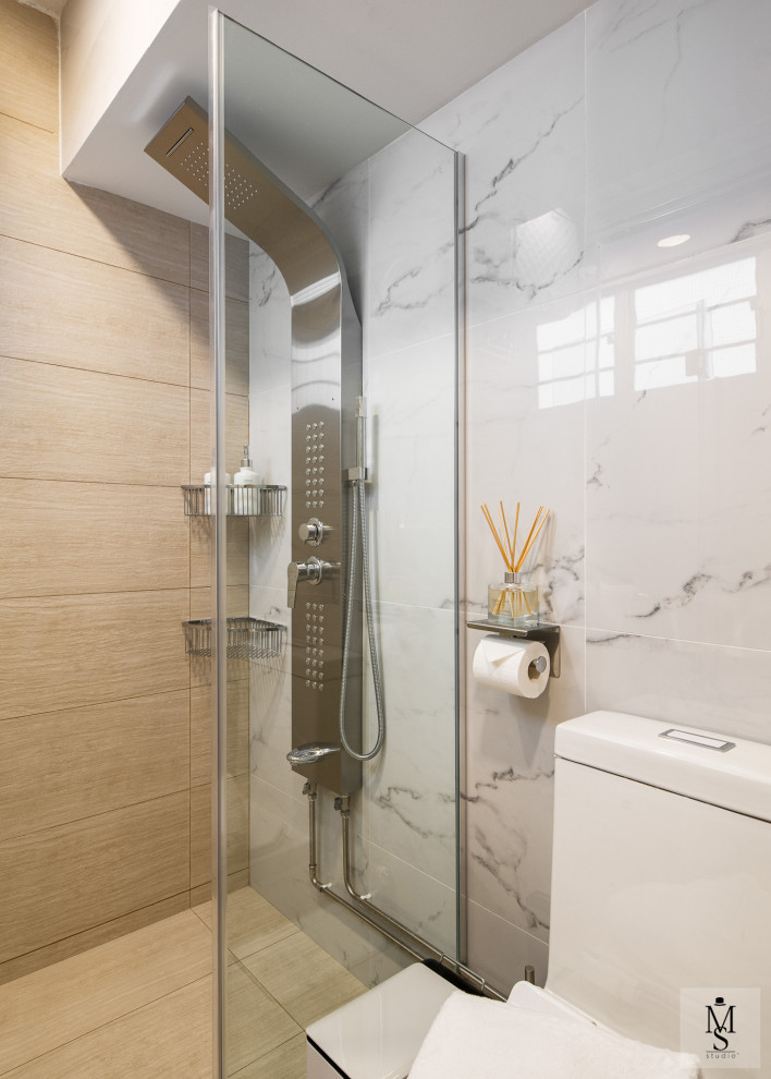 Inspiration for a Scandinavian bathroom in Singapore.