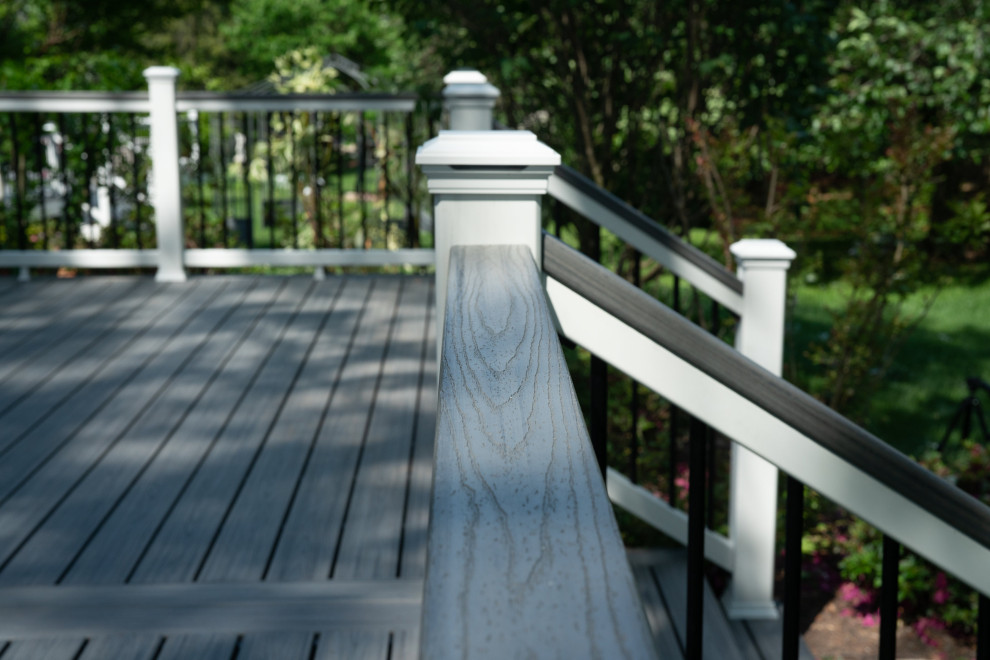Oakton Composite Deck